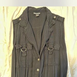 Black Sleeveless jumpsuit